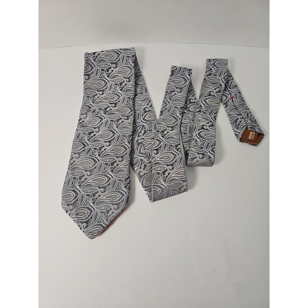 Michael‎ Kors Tie Silver Paisley 100% Silk - Picture 2 of 9